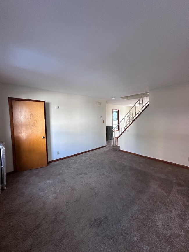 Photo - 43 Madison St