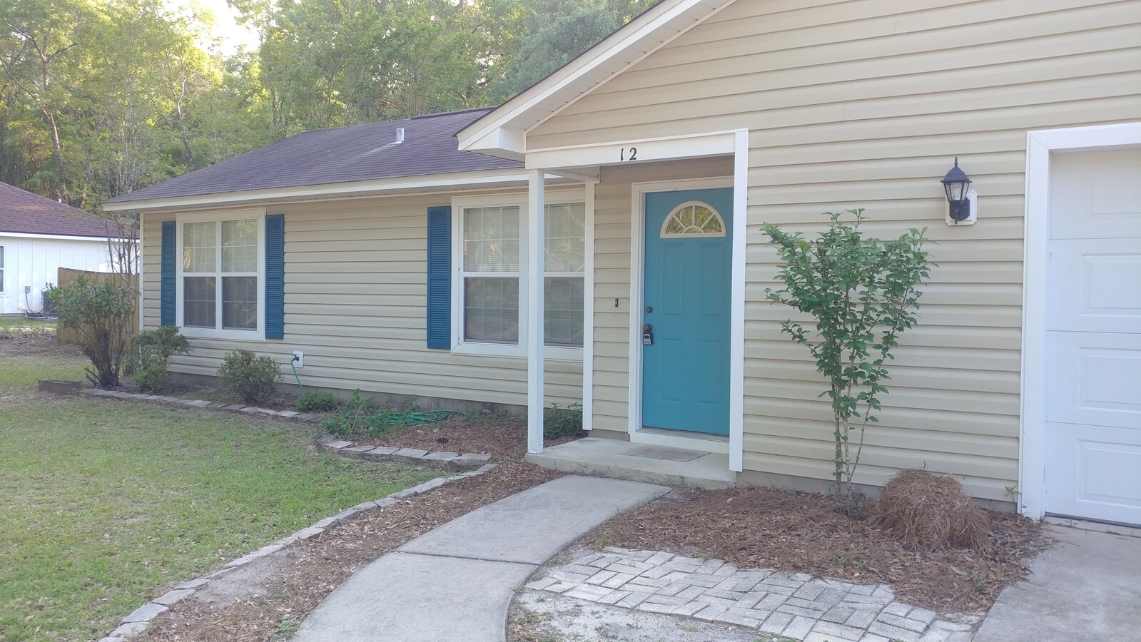 Photo - 12 Circle Dr