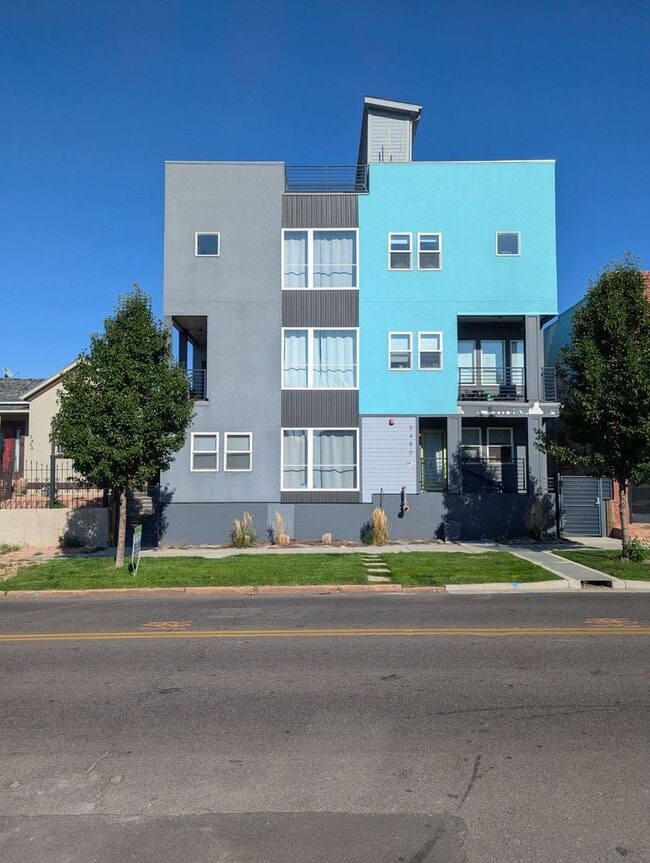 Building Photo - Great Denver location with ROOF TOP and ci... Rental