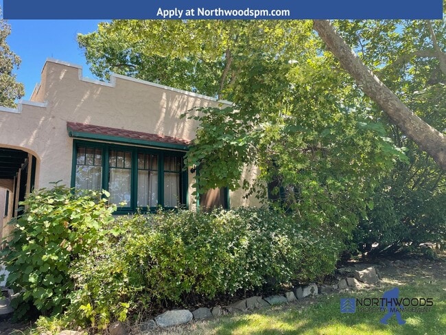 Great 2 Bedroom 1 Bath Cottage Style Home ... - Great 2 Bedroom 1 Bath Cottage Style Home ...