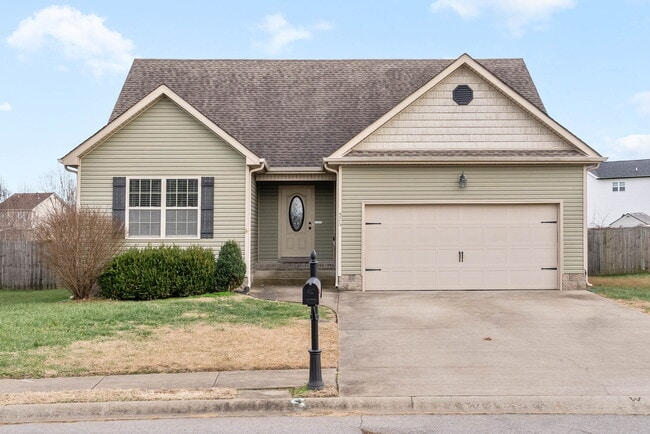 Building Photo - 526 Falkland Cir Rental