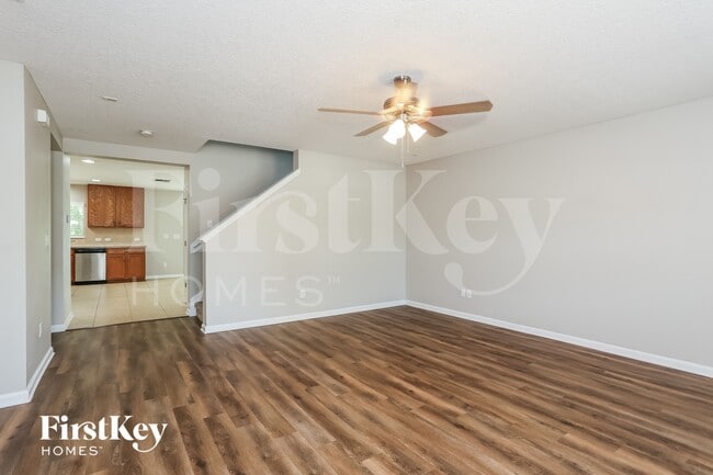 348 Candlebark Dr