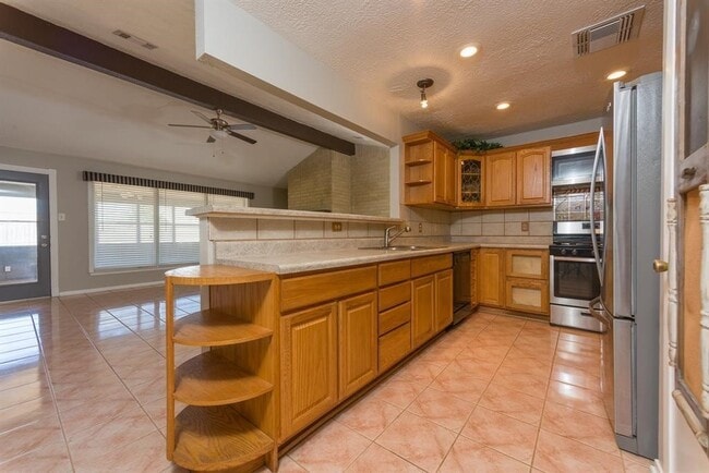 16031 Windom Dr
