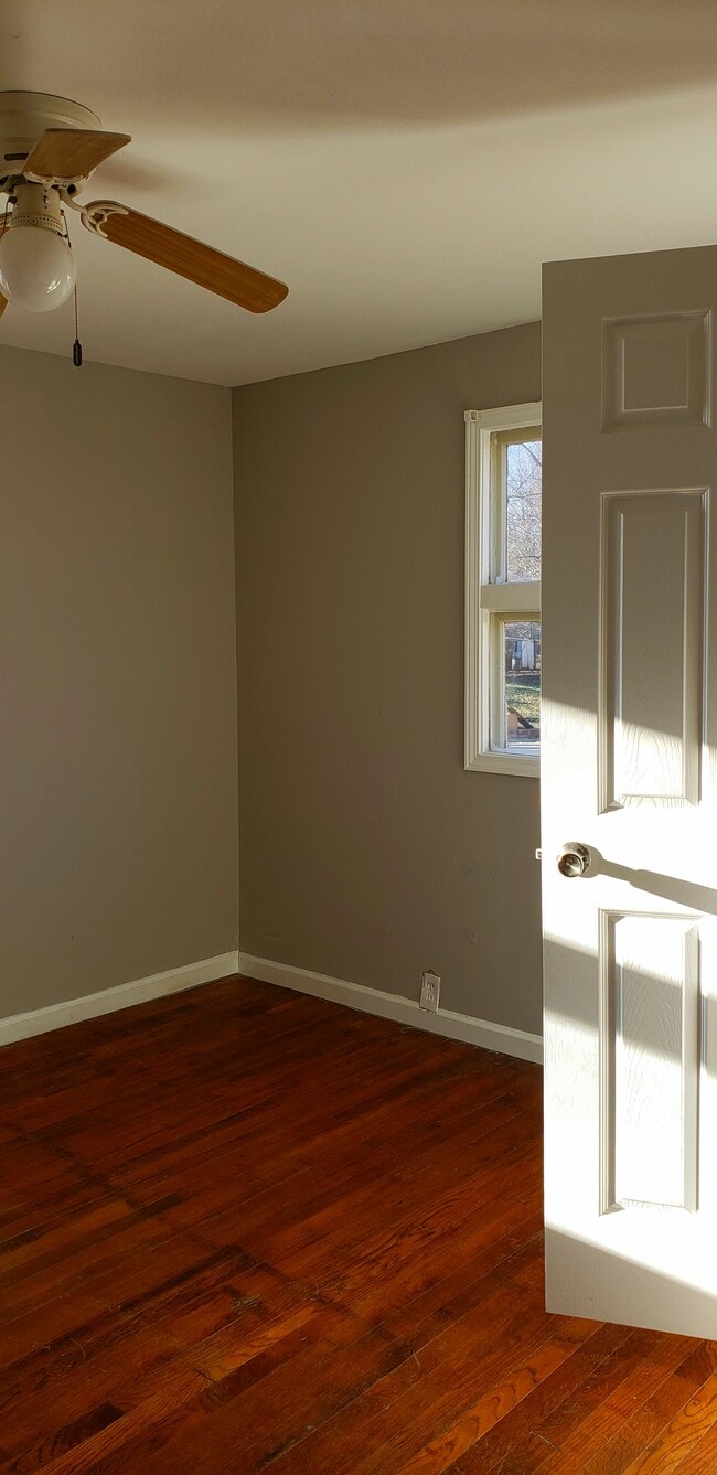 Photo - 4501 N Tracy Ave