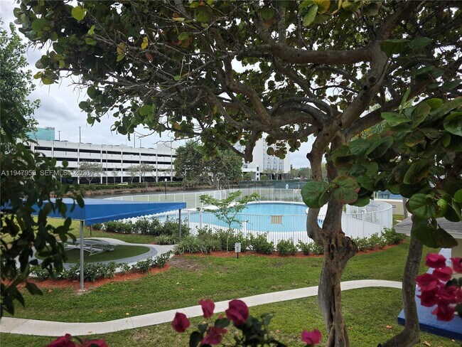 Photo - 7424 SW 82nd St Unit D215