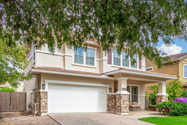 Photo - 3540 E Mesquite St