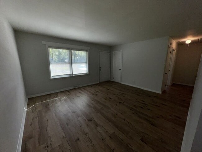 Photo - Newly renovated 2-bedroom, 1-bath duplex in Charlotte Located just minutes from NoDa, Plaza Midwo...