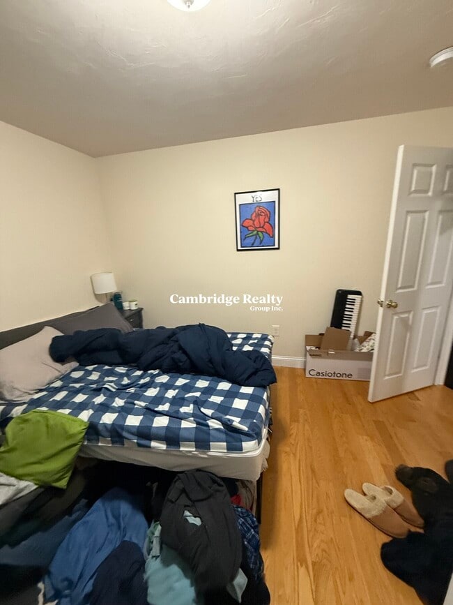 Photo - 1010 Cambridge St Unidad 4B