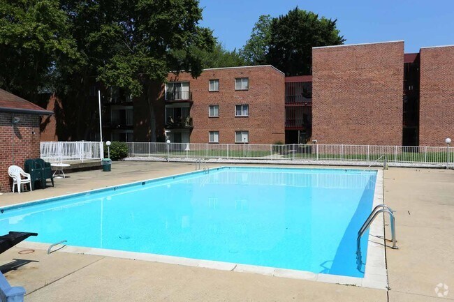 Pool 2