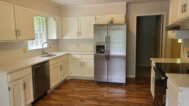 Photo - 308 Lancaster Ave