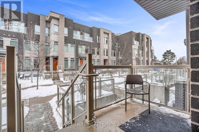 Photo - 7 Applewood Ln