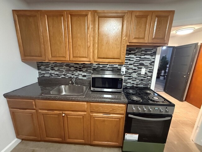 Photo - 40-31 202nd St Unit 1