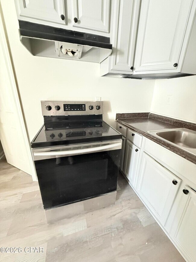 Photo - 237 Helen Ave