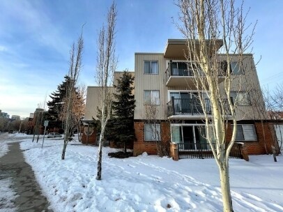 Photo - Bright 2-Bedroom Main Floor in Sunnyside – Prime Inner-City Location Unit 101