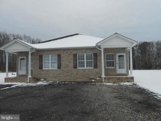 Photo - 22095 Colton Point Rd