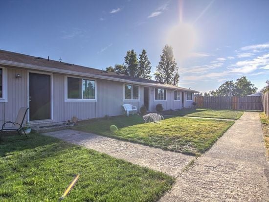 Building Photo - 3704 S Gunnison St Unit 3708