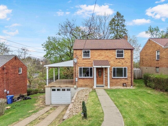 Building Photo - AVAILABLE NOW! Fully RENOVATED 2-bedroom in PENN HILLS!