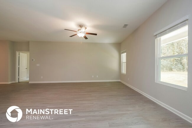 Photo - 75 Katelen Ct Casa