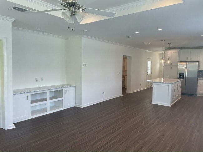 Photo - 6859 Coconut Grove Cir