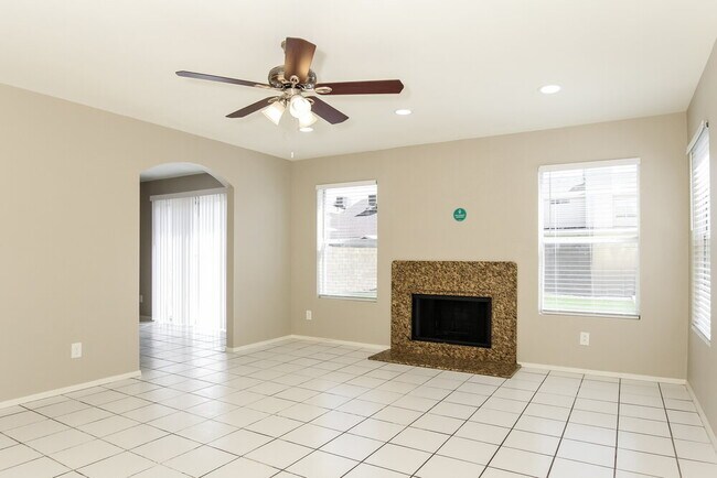 Photo - 7631 W Cinnabar Ave