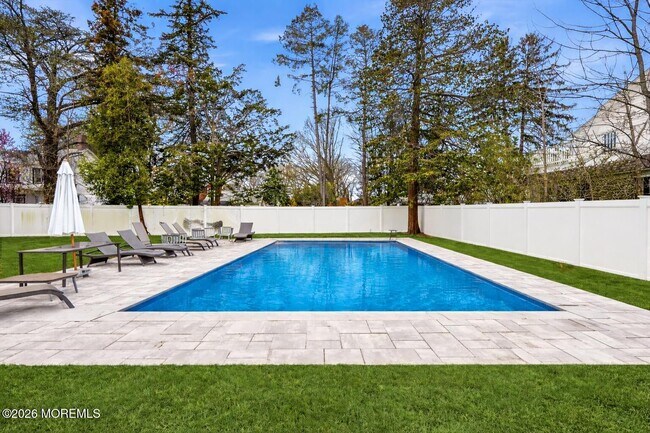 Photo - 309 Cedar Ave