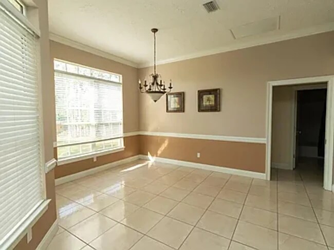 1517 Inverness Rd