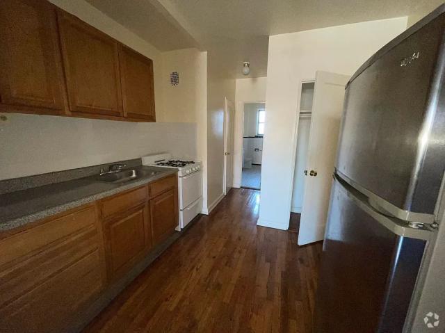 Building Photo - 0 bedroom in JACKSON HEIGHTS NY 11372 Unit 4K Rental