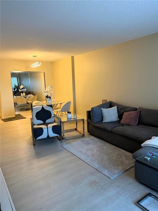 Photo - 400 Kings Point Dr Unit 408