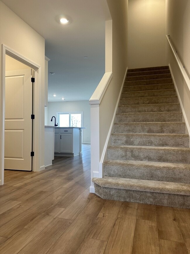 Photo - 5949 Hawkweed Dr