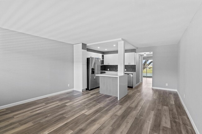 Photo - 147 Dorset D