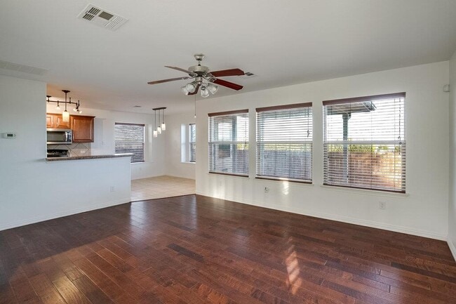 Photo - 1206 Hensley Dr