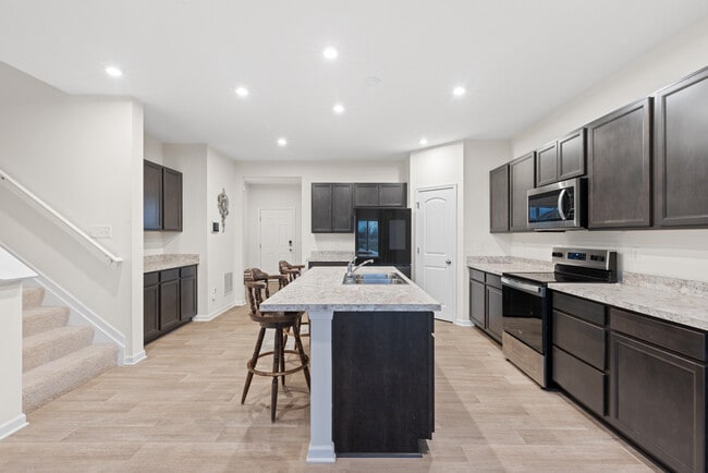 Photo - 1375 Theodore Dr