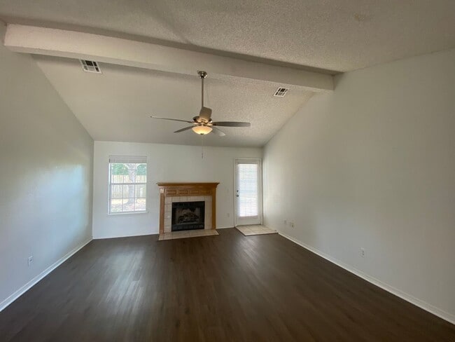 Photo - 4377 W Cheyenne Dr