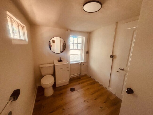 Photo - 1334 N Estelle St