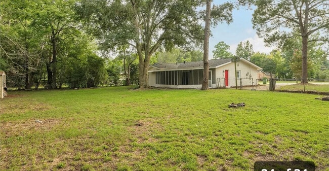 Photo - 725 Queensbury Dr