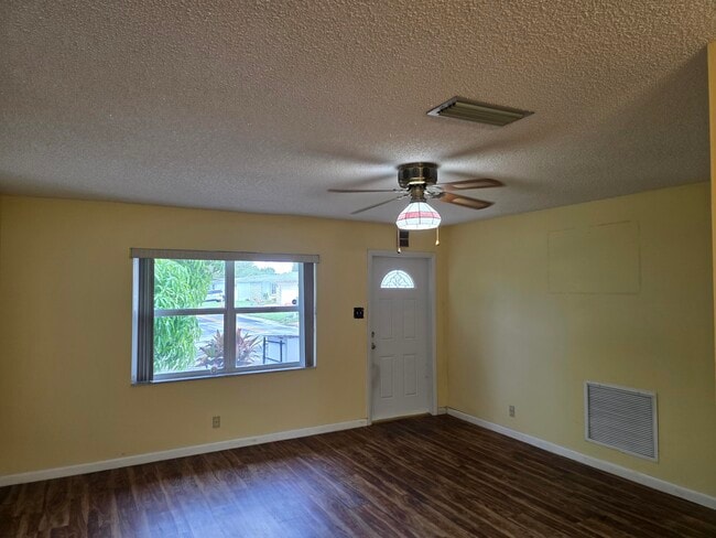 Photo - 7195 NW 9th Ct