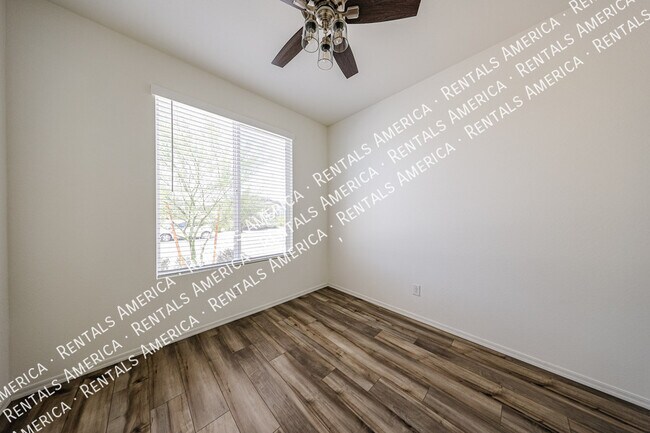 Photo - 18063 W Soft Wind Dr