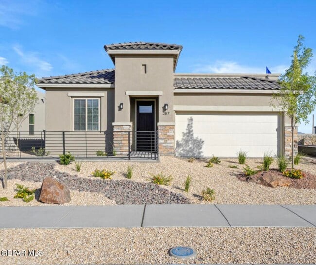 Photo - 257 Adamtowne Dr