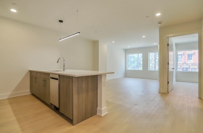 Photo - 303 Madison St Unit 302