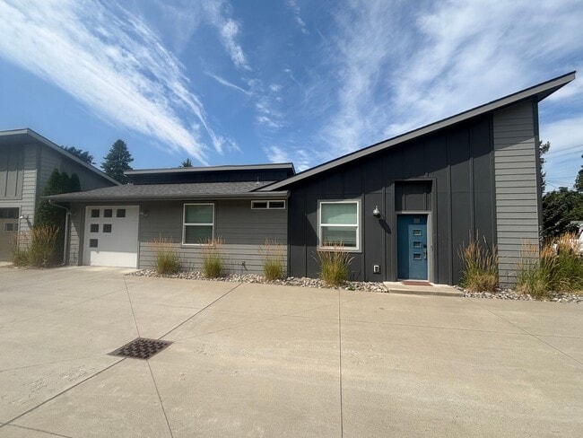 Photo - 1721 Ammon Pl