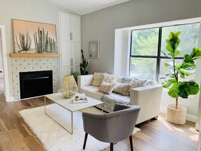 Building Photo - 7340 Skillman St