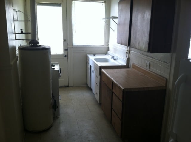 Photo - 20 S Plum St