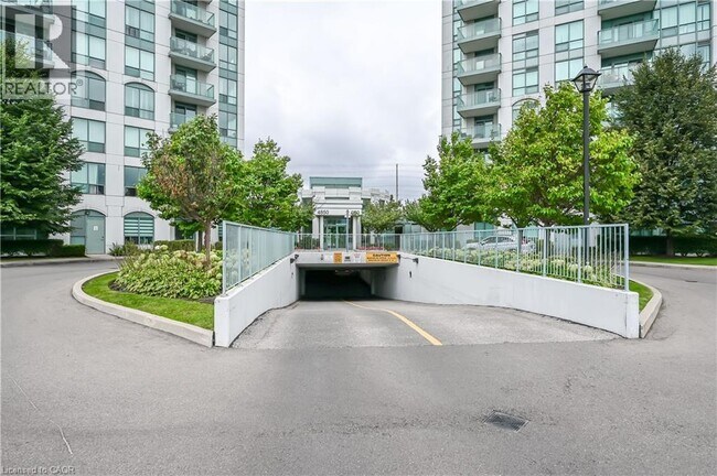 Photo - 4900 Glen Erin Dr Unit 1611