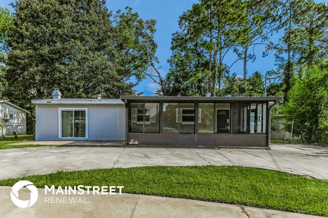 Building Photo - 7147 Eudine Dr N