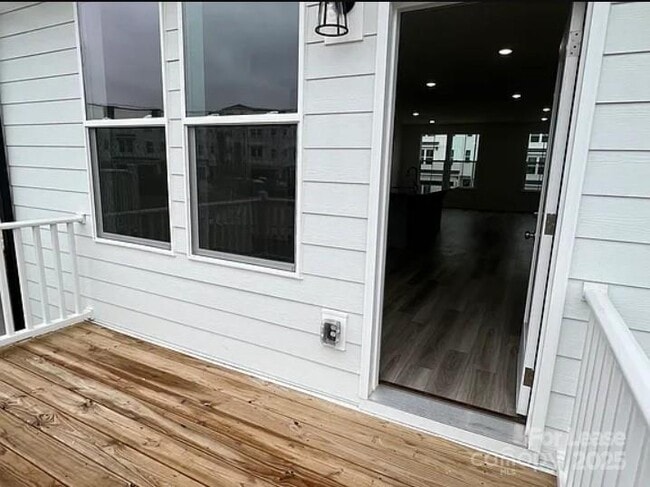 Photo - 9221 Walnut Hl Rd NW