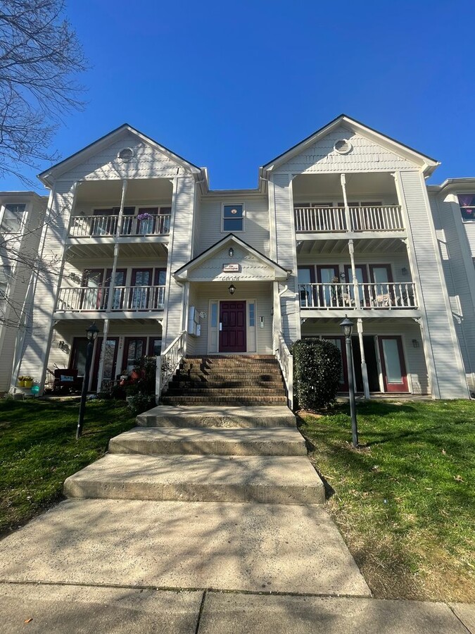 2 Bed 2 Bath Condo in Charlotte - 2 Bed 2 Bath Condo in Charlotte