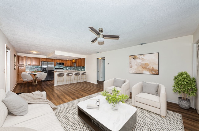 Photo - 4050 4th St N Unidad French Quarter N  306