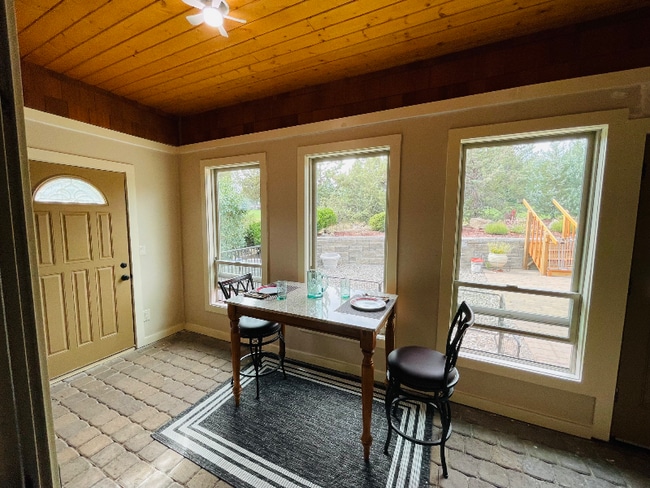 Photo - 1485 Murrelet Dr