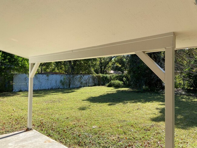 Photo - 3/1 house with garage, fenced backyard, walk to TSU
