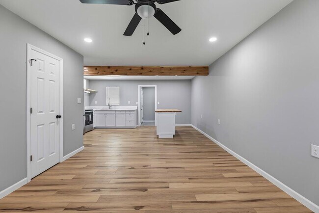 1501 18th Ave